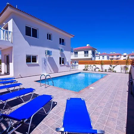 Agnes Vila Ayia Napa